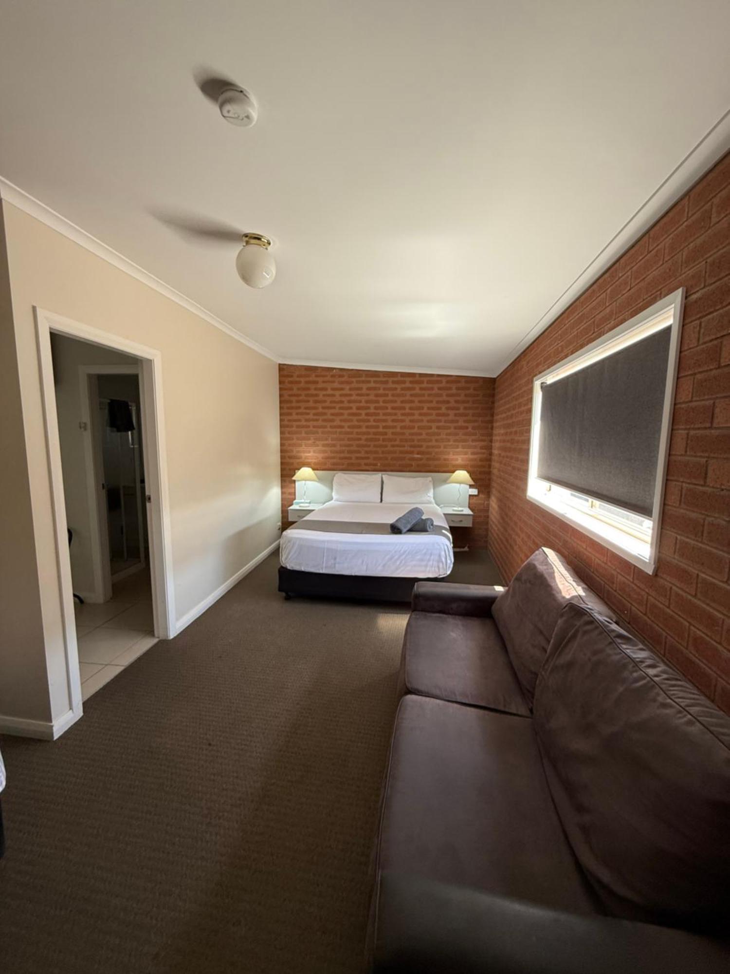 Mia Motel Гриффит Экстерьер фото