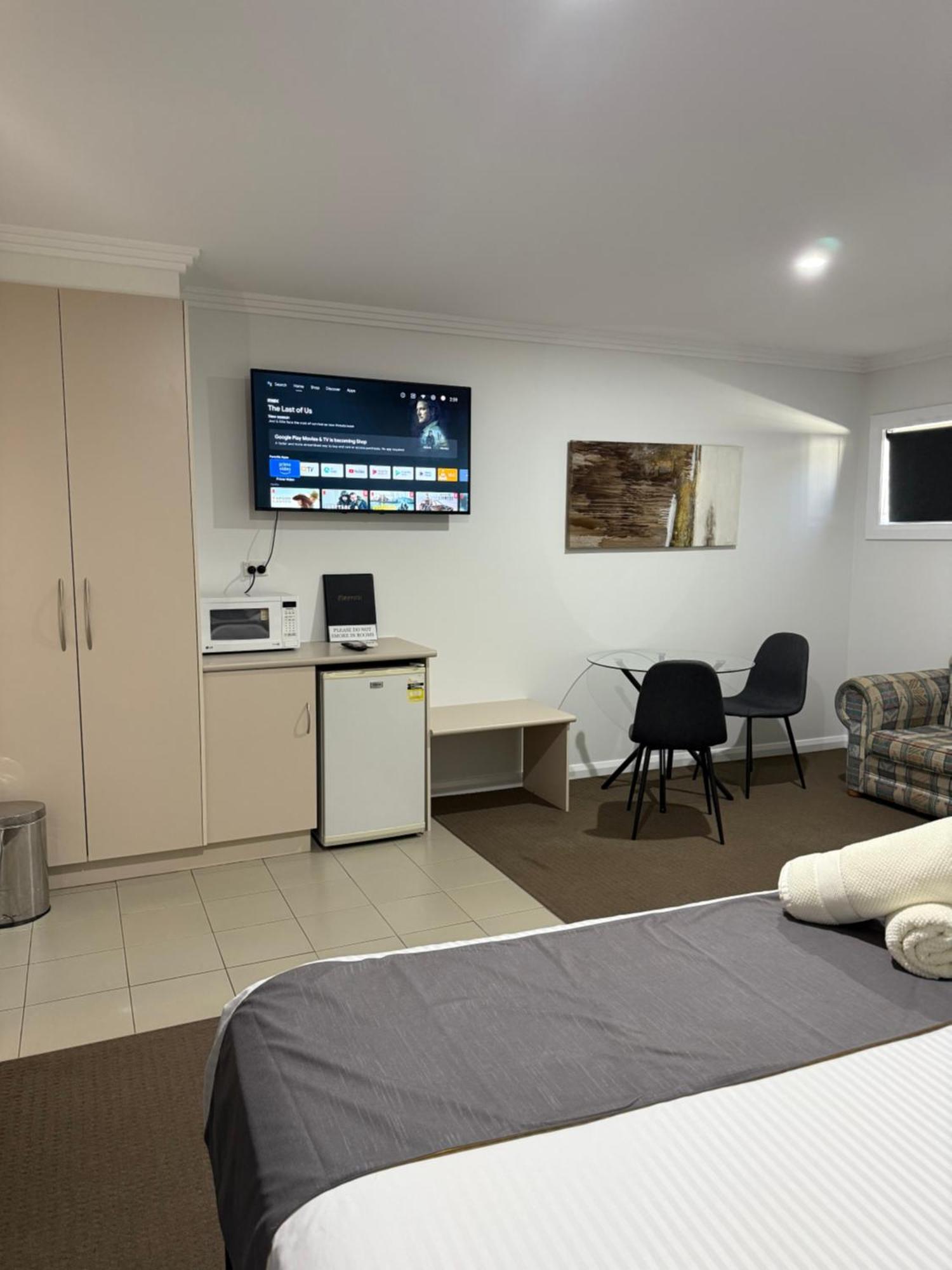 Mia Motel Гриффит Экстерьер фото