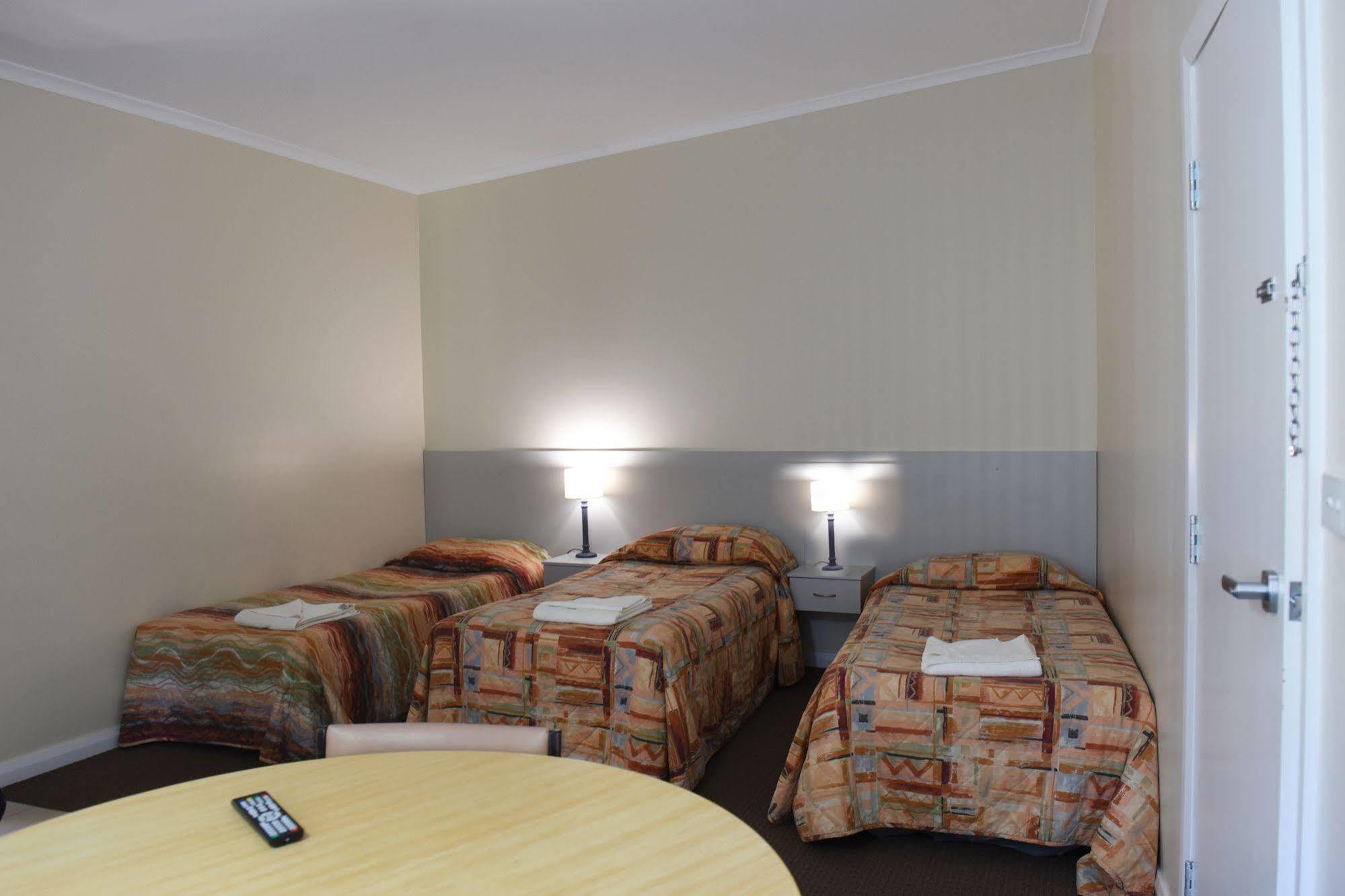 Mia Motel Гриффит Экстерьер фото